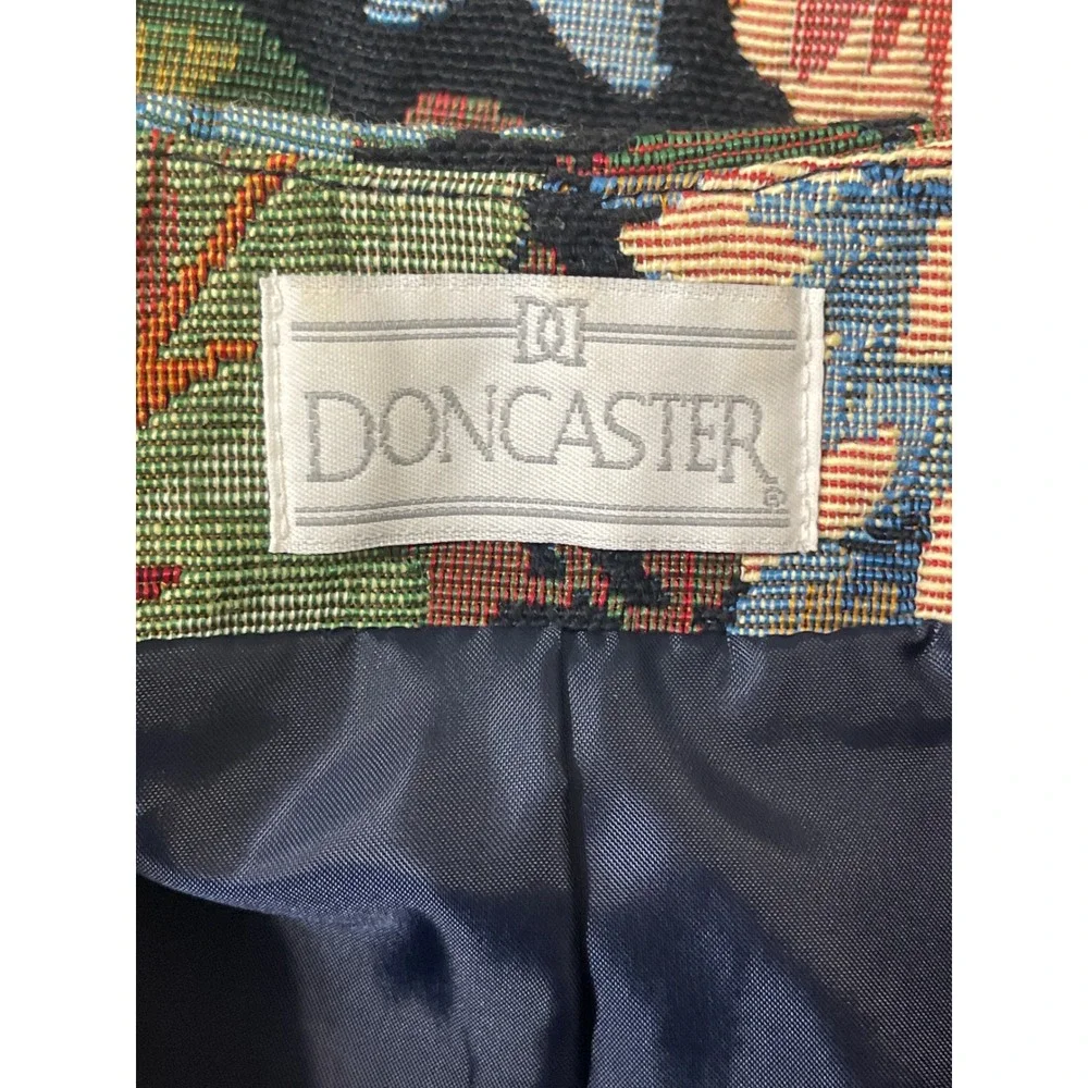 DONCASTER Vintage Boho Artistic 90's Tapestry Floral Vest Size 2  Multi Color - Picture 8 of 8